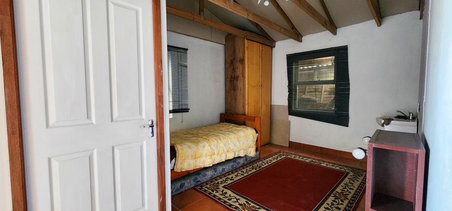 4 Bedroom Property for Sale in Struisbaai Western Cape